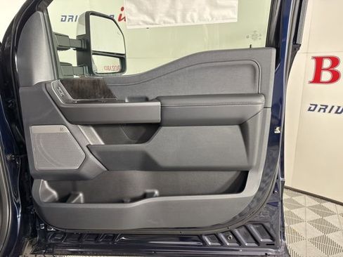 New 2025 Ford F350 Lariat w/ Lariat Ultimate Package image 23