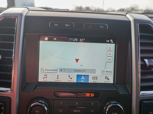 Used 2018 Ford F250 Lariat w/ Chrome Package image 29