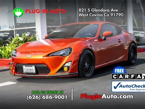 Used 2013 Scion FR-S image 1