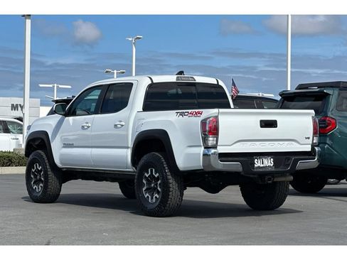 Used 2023 Toyota Tacoma TRD Off-Road AWD/4WD image 6