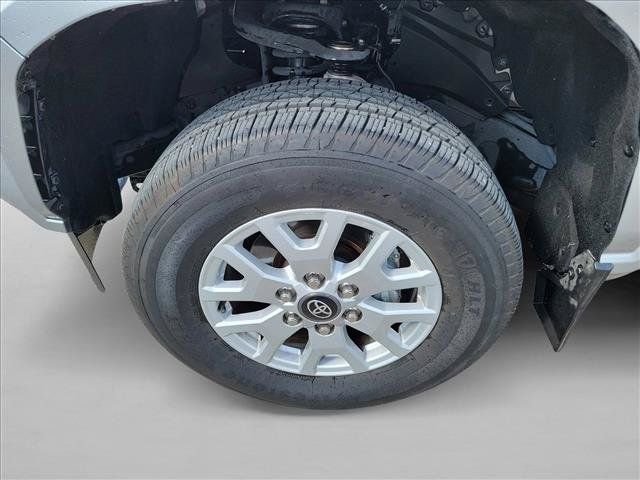 Used 2024 Toyota Tacoma SR5 RWD image 9