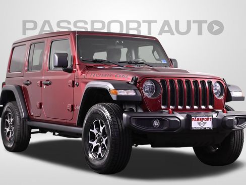 Used 2021 Jeep Wrangler Unlimited Rubicon w/ Cold Weather Group AWD/4WD image 3