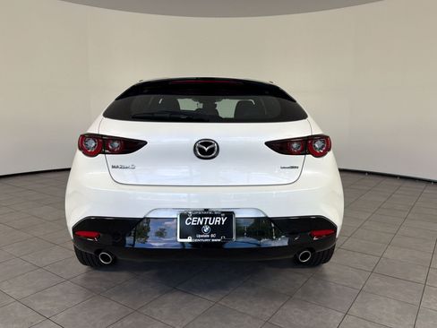 Used 2024 MAZDA MAZDA3 s FWD image 10