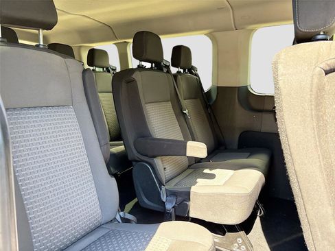 Used 2023 Ford Transit 350 XLT image 30