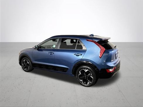 Certified 2023 Kia Niro Wind FWD image 9