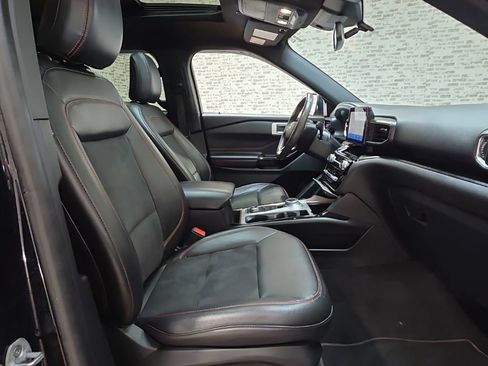 Used 2022 Ford Explorer ST-Line w/ Class IV Trailer Tow Package image 8