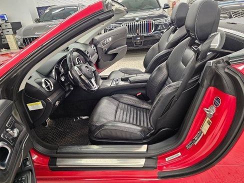 Used 2013 Mercedes-Benz SL 550 image 39
