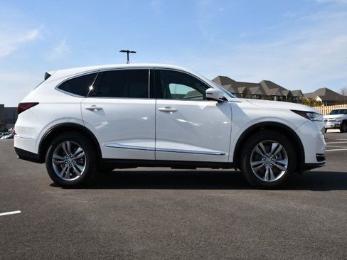 Used 2026 Acura MDX SH-AWD image 8