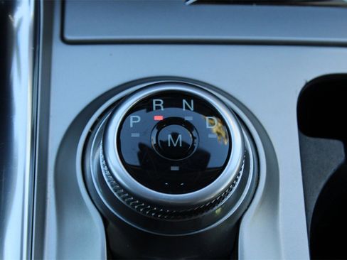 Used 2020 Ford Explorer Limited w/ Class III Trailer Tow Package image 21