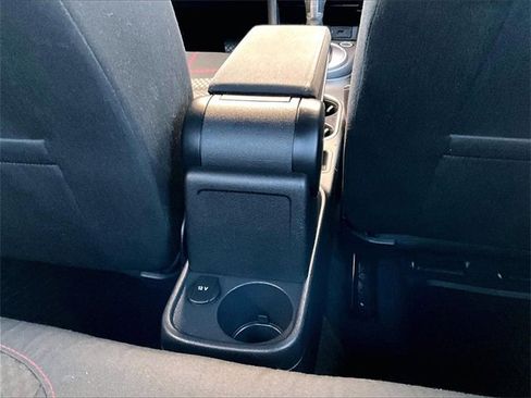 Used 2019 Volkswagen Beetle 2.0T S image 28