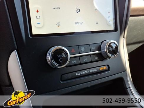 Used 2024 Ford Edge SE AWD/4WD image 28
