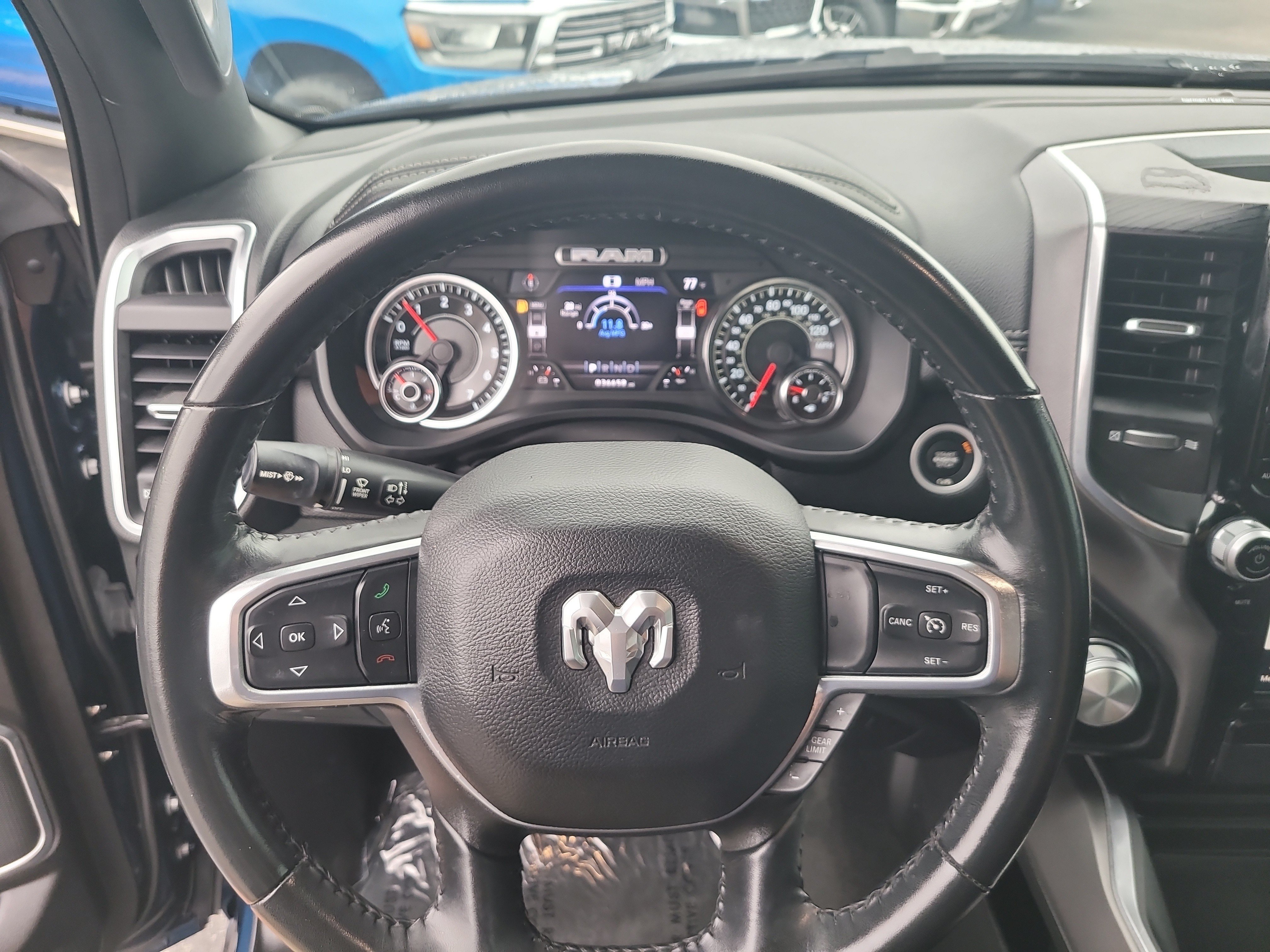 Used 2023 RAM 1500 Laramie AWD/4WD image 27