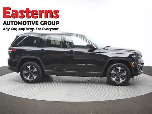 Used 2023 Jeep Grand Cherokee 4WD 4xe w/ Luxury Tech Group II image 49