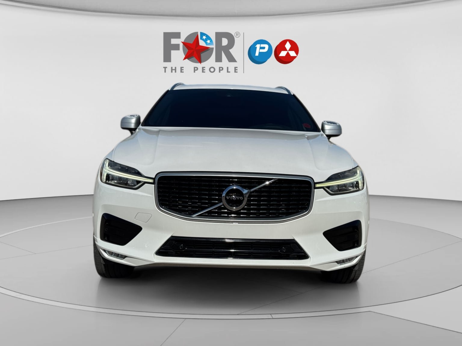 Used 2019 Volvo XC60 T5 R-Design w/ Protection Package Premier FWD image 8