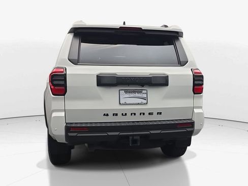 Used 2025 Toyota 4Runner TRD Off-Road AWD/4WD image 8