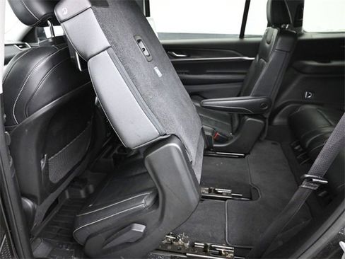 Used 2022 Jeep Grand Cherokee L Limited image 25