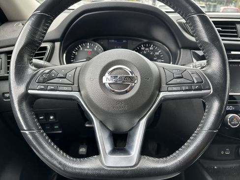 Used 2020 Nissan Rogue SV AWD/4WD image 8