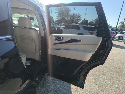 Used 2020 INFINITI QX60 Luxe w/ Essential Package image 17