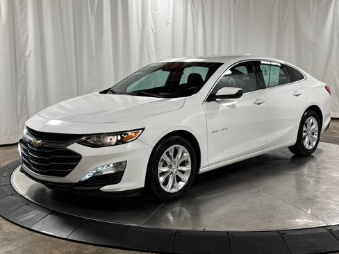 Used 2024 Chevrolet Malibu LT FWD image 1