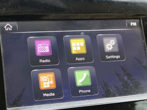 Used 2018 Subaru Impreza 2.0i Premium image 16