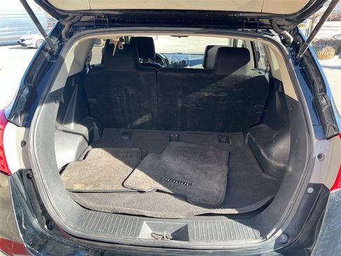 Used 2012 Nissan Rogue SV w/ Premium Pkg image 25
