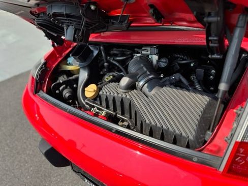 Used 2001 Porsche 911 Carrera RWD image 32