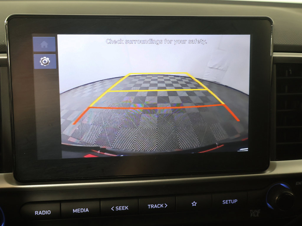 Used 2024 Hyundai Venue SEL FWD image 41