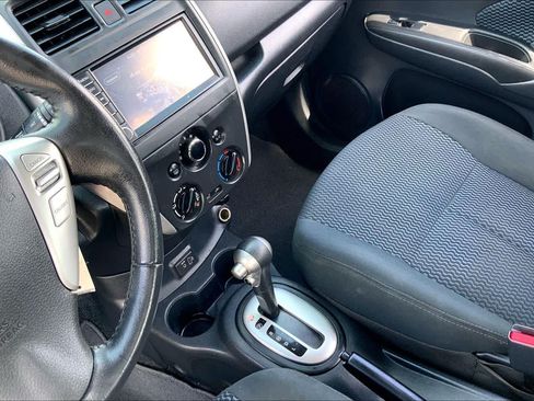 Used 2019 Nissan Versa Note SV FWD image 16