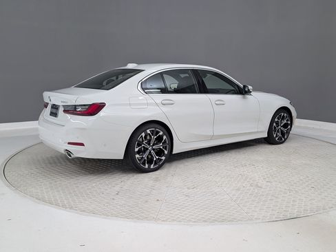 Used 2026 BMW 330i Sedan w/ Convenience Package RWD image 50