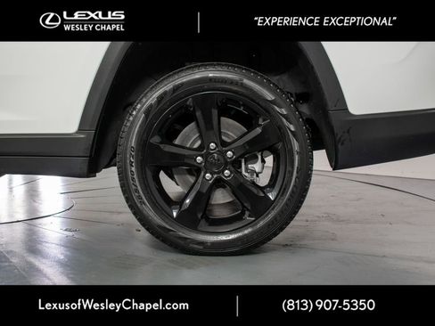 Used 2024 Jeep Grand Cherokee L Limited w/ Black Appearance Package image 11