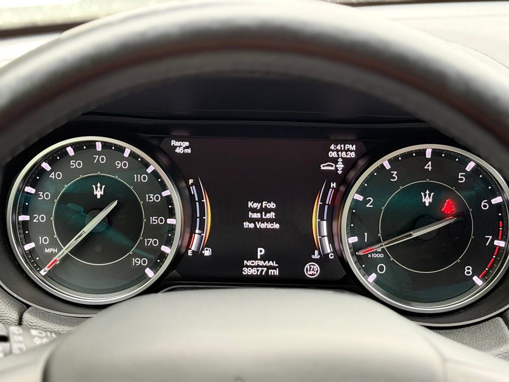 Used 2022 Maserati Levante GT AWD/4WD image 47