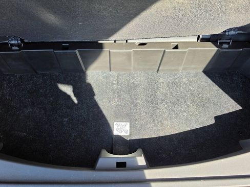 Used 2014 GMC Acadia SLT FWD image 25