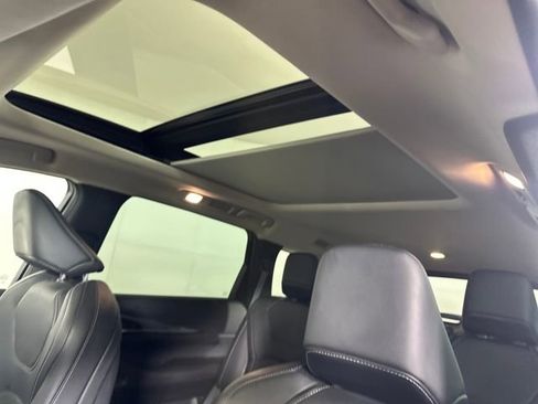 Used 2023 INFINITI QX60 Luxe image 12