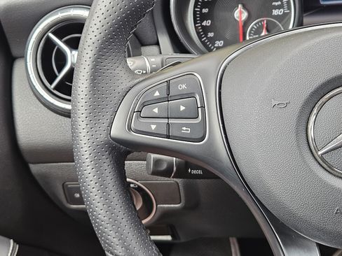 Used 2019 Mercedes-Benz CLA 250 image 27