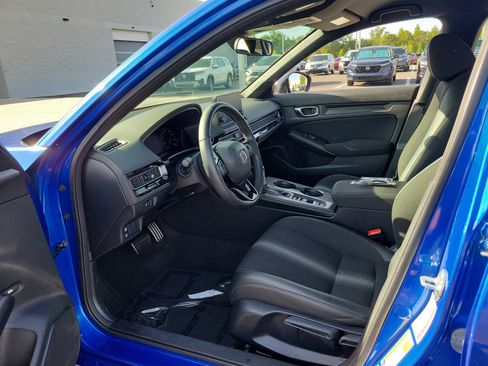 Used 2023 Honda Civic Sport image 15