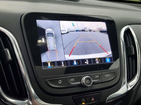 Used 2022 Chevrolet Equinox LT image 23