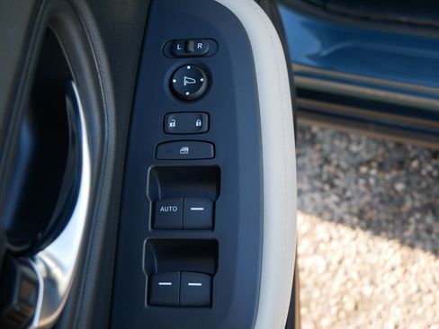 Used 2024 Honda HR-V LX image 19