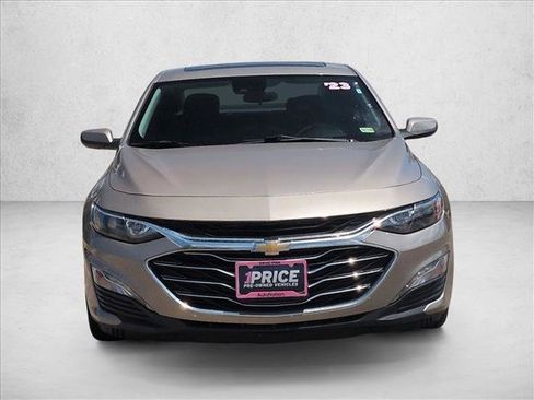 Used 2023 Chevrolet Malibu LT FWD image 2