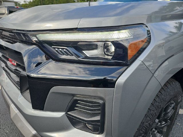 Used 2024 Chevrolet Colorado Z71 w/ Z71 Convenience Package 2 AWD/4WD image 35