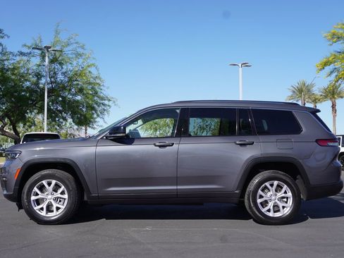 Used 2022 Jeep Grand Cherokee L Limited image 2