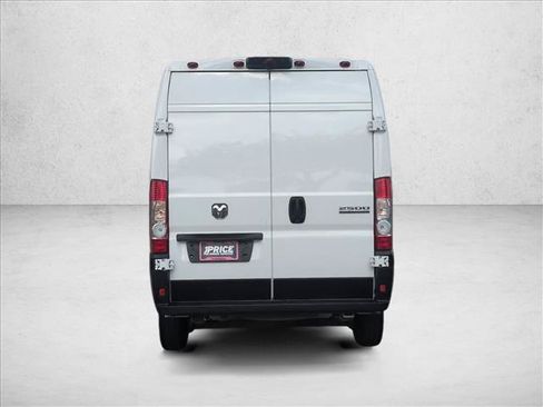 Used 2025 RAM ProMaster 2500 w/ Convenience Group FWD image 6