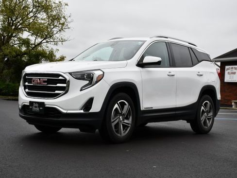 Used 2020 GMC Terrain SLT image 3