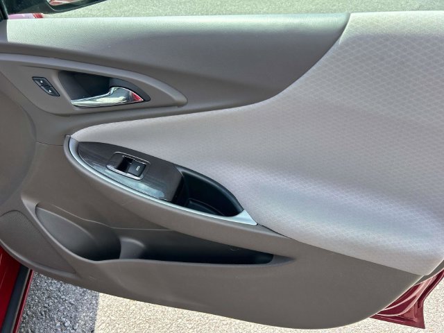 Used 2025 Chevrolet Malibu LT FWD image 21