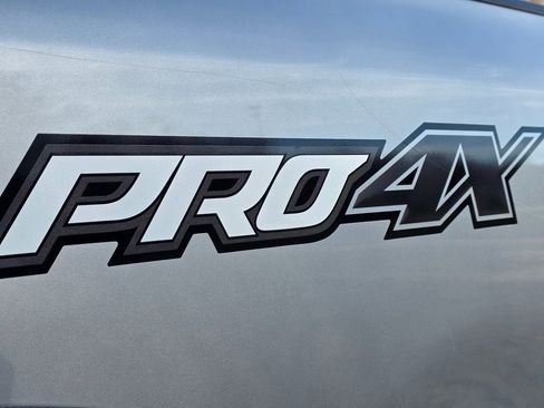 Used 2016 Nissan Titan PRO-4X w/ Pro-4x Convenience Package image 8