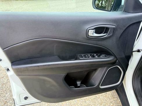 Certified 2021 Jeep Compass Limited AWD/4WD image 16