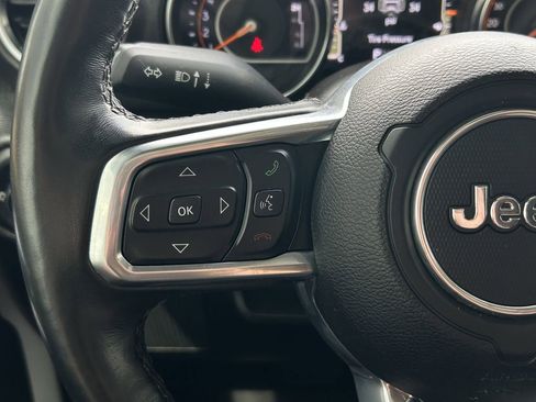 Used 2021 Jeep Wrangler Unlimited Sahara image 15