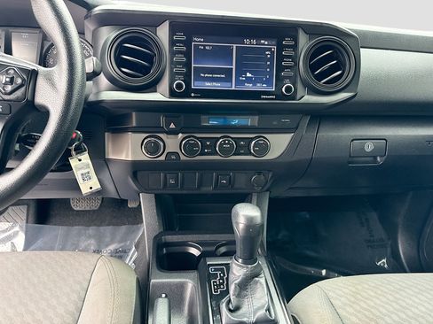 Used 2022 Toyota Tacoma SR AWD/4WD image 17