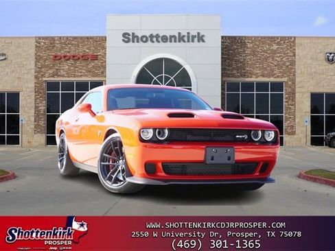 Used 2023 Dodge Challenger SRT Hellcat w/ Driver Convenience Group image 1