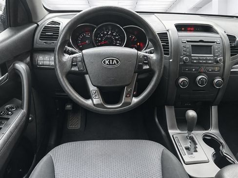 Used 2012 Kia Sorento LX AWD/4WD image 7