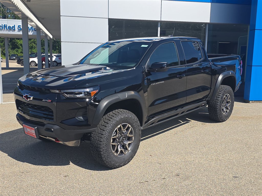 New 2026 Chevrolet Colorado ZR2 AWD/4WD image 1